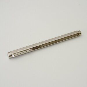 Caran d' Ache Retro Ecridor Fountain Pen (Medium nib)